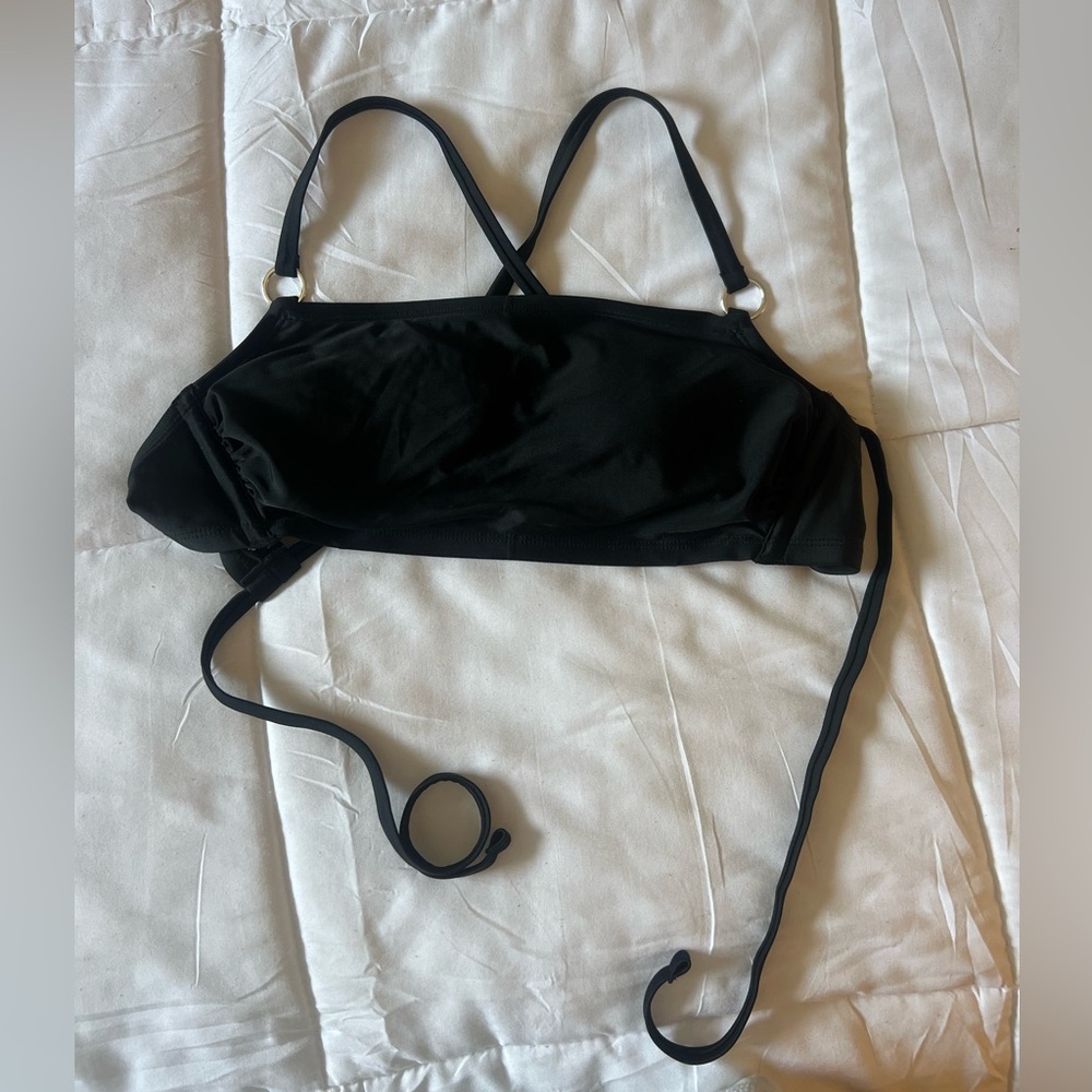 Xhilaration black bikini top with silver rings, size D/DD